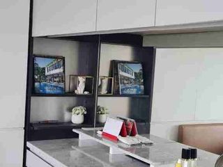 Dijual Cepat Full Furnished  Apartemen Puncak CBD Surabaya