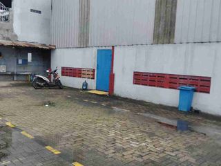 di jual tanah dan bangunan