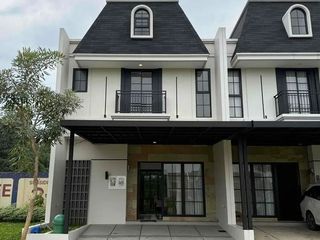 Dijual Kawasan Riverisde Rumah Mewah 2 Lantai Konsep Modern Classic