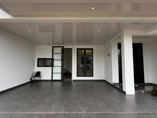 Brand New House Cibubur Rumah Mewah 3 Lantai Konsep Modern