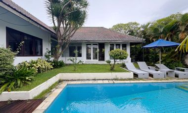 5.75 Are Freehold Villa in Umalas Klecung