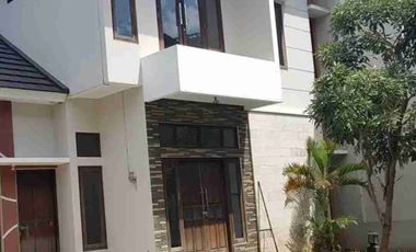 Dijual rumah minimalis  di Dekat kampus UMS Surakarta