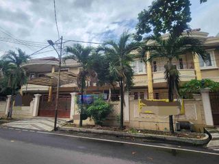 Rumah gandeng di jual