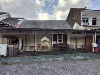 RUMAH DIJUAL DI JOGJA DEKAT KAMPUS UPN