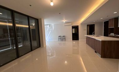 CONDO FOR SALE: 2 Bedroom 132sqm Unit with Parking in Taguig - Arbor Lanes
