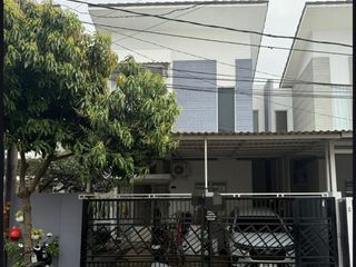 Rumah Tinggal Premium Full Perabotan Di Cluster Beverly Hills Duta Garden Perbatasan Jakarta - Tangerang