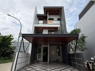 Jagakarsa - Rumah Baru Brand New House 2 Lantai Nempel Tol Tb Simatupang