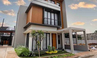 DI JUAL RUMAH PETUKANGAN UTARA