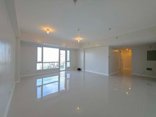 Overlooking 3-Bedroom condo with Parking in Marco Polo Residences Apas Cebu City