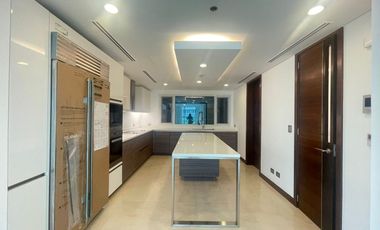 Rush Sale! Condo for Sale in Makati City | Two Roxas Triangle