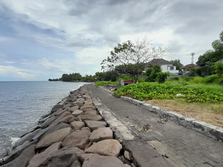 anah Absolute Beachfront Dijual di Lovina, Bali Utara
