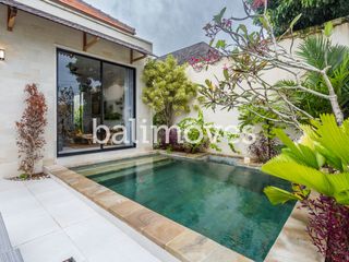 Villa Baru dengan Tiga Kamar Tidur yang Menawan di Sanur