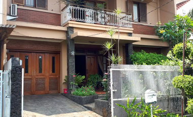 Dijual Rumah Bagus Siap Huni di Bintaro Sektor 2