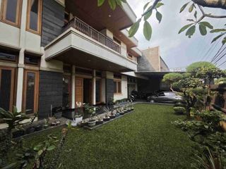 jual rumah mewah komplek Mekar Wangi