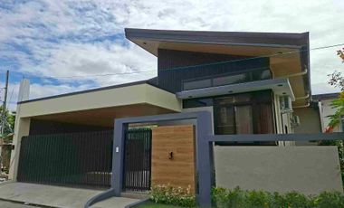 Brand new modern high ceiling bungalow with swimming pool for sale