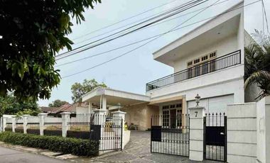 di jual rumah mewah dan luas harga terjangkau