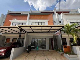 Hunian 3 Lantai Rooftop Plus Attic Room di Pamulang dekat Tol Pamulang