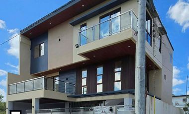 4BR Brand New House and Lot with Roof Deck and Swimming Pool FOR SALE at Metrogate Silang Estates Aguinaldo Highway Cavite