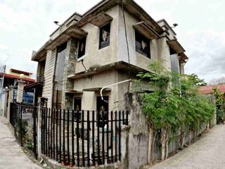 3 Storey House For Sale