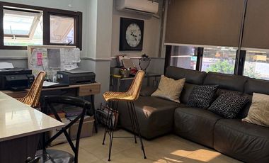Prime Income Property in Urgello – 7-Storey Building with 24 Rental Rooms