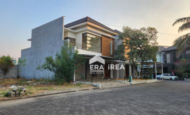 RUMAH 2 LANTAI DIJUAL DI SOLO BARU DEKAT PAKUWON MALL