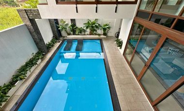 Rush Sale: 3-Storey Single Detached House in Tivoli Royale, Quezon City