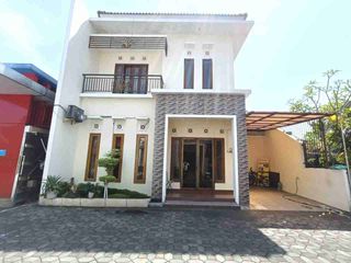 Rumah Cluster Paulan Colomadu Furnish 2 Lt Harga Paling Murah (at)