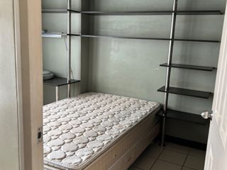 Semi furnished 1 br unit in Avida Towers Makati West