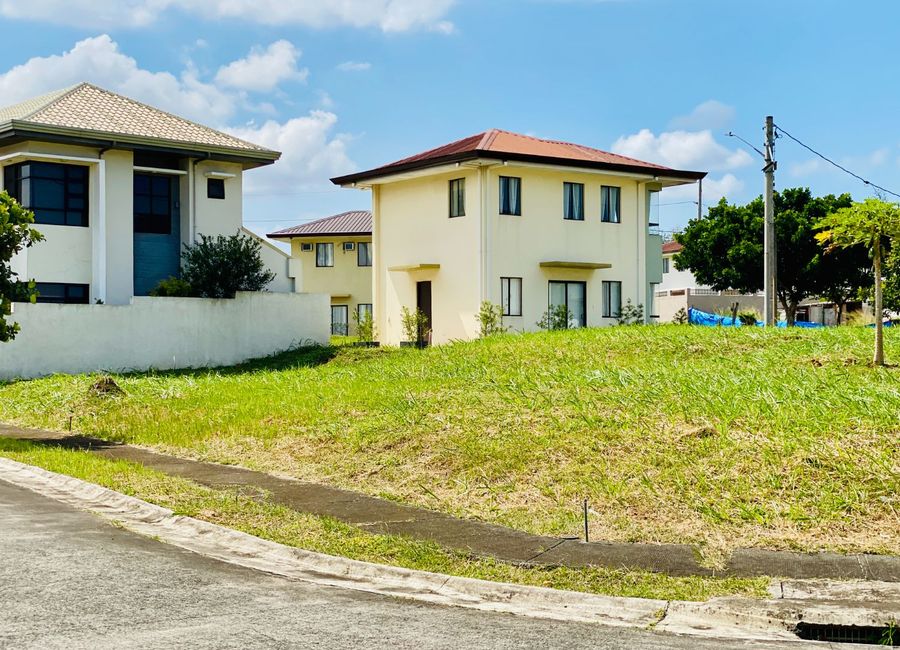 Moore Street, Avida Southfield Settings, Canlubang, Calamba, Laguna image 2