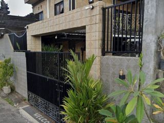 Tinggal Praktis di Tengah Kota – Rumah Modern Minimalis