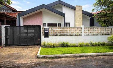 Rumah Full Furnished komplek Cinere Harga Bagus wajib dibeli