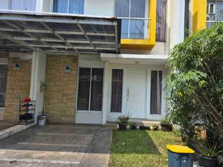 Jual Rumah Semi Furnish Green Lake Tangerang Nego
