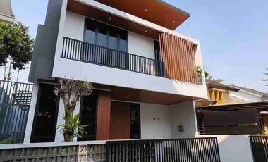 Di jual Rumah 2.5 lantai Bintaro