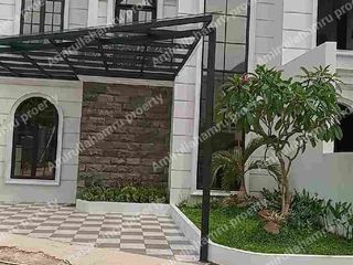 Depok Rumah Gaya Classic  eropa modern terlaris. Mewah exclusive elegant