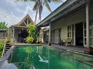 Beautyful Villa with padi n sunset view for sale close to Purnama beach in sukawati Gianyar