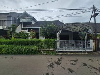 Rumah LELANG Murah siap huni SHM nyaman strategis di Jl Ancol Timur lll