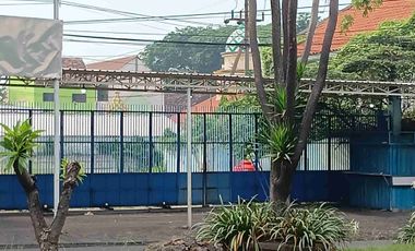 Tanah dan bangunan Raya Candi Sidoarjo - dekat Pabrik Gula