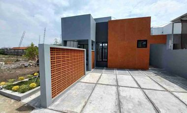 Rumah Minimalis Modern Dekat RS Margono