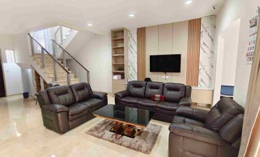 Rumah Golf Island 3+1BR Uk 8x20 Premium Furnished Hadap Selatan