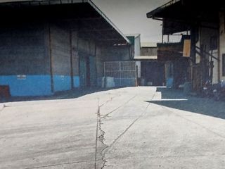 Warehouse Compound in Mandaluyong For Sale