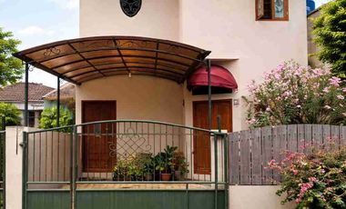 rumah cantik komplek cinere depan cinere mall harga termurah