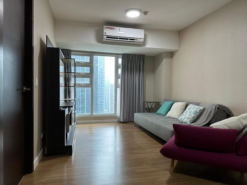 Dela Rosa Access Rd 3, Legazpi Village, Makati, Metro Manila - Photo 1