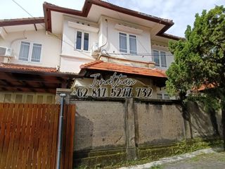 Villa 4 Kamar 2 Lantai One Gate Semer Kerobokan