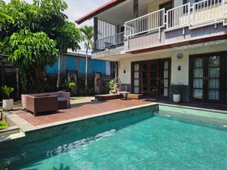 Villa modern style dekat tegenung Waterfall dijual murah di Sukawati Gianyar