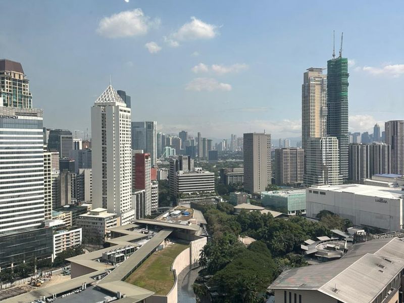Shell Canvas Greenbelt 3-The Residences, Arnaiz Avenue, San Lorenzo, Makati City, Metro Manila, National Capital Region, PHL
