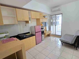 DIJUAL MURAH APARTEMEN M TOWN LOKASI DEKAT MALL SUMARECON ( SMS )GADING SERPONG