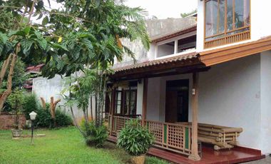 DI JUAL CEPAT RUMAH 2 LANTAI DI JL. GABUS, PASAR MINGGU - JAKARTA SELATAN

Spesifikasi :

Luas Tanah : 700m²

Luas Bangunan : 500m²

Kamar Tidur : 4 + 2

Kamar Mandi : 3 + 1

Garasi : 2

Carport : 4

SHM

Harga 11 Milyar Nego
