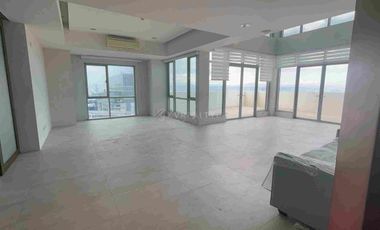 Penthouse for Sale in The Infinity BGC | 300 sqm Bi-Level with Roofdeck