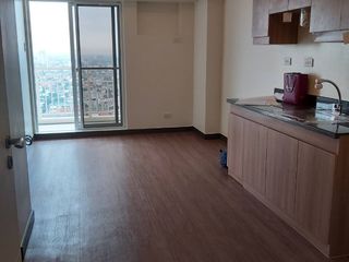 Rush Sale! 1BR Condo with Balcony | High Floor at The Orabella | 38sqm | ₱4.8M
