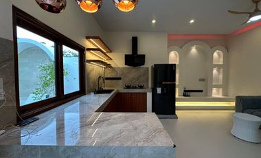 DIJUAL VILLA MODERN MEWAH DI JIMBARAN LOKASI STRATEGIS